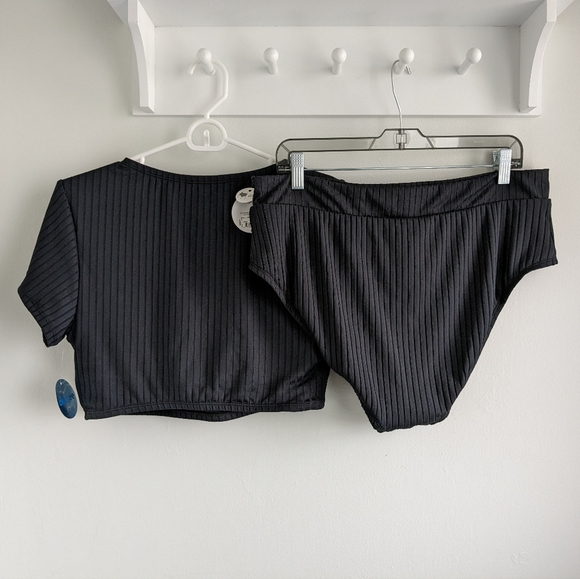 NWT Decree 2-Piece Ribbed Swimsuit - Short Sleeve Crop Top, High Waisted Bottom - Picture 3 of 7